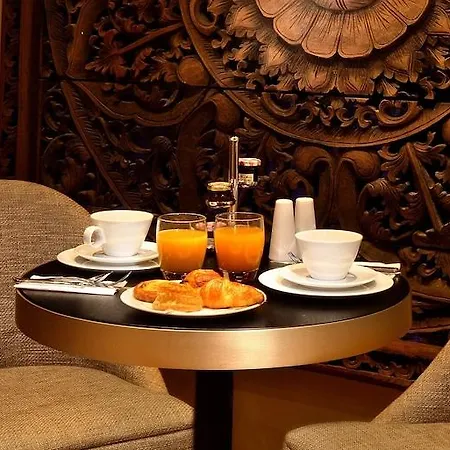 Le Frochot Pigalle, Sonder By Marriott Bonvoy Hotel 3*