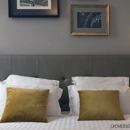 Le Frochot Pigalle, Sonder By Marriott Bonvoy Hotel Parigi