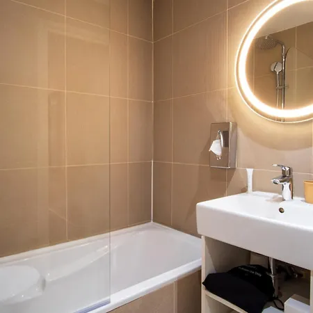 Hotel Frochot Montmartre