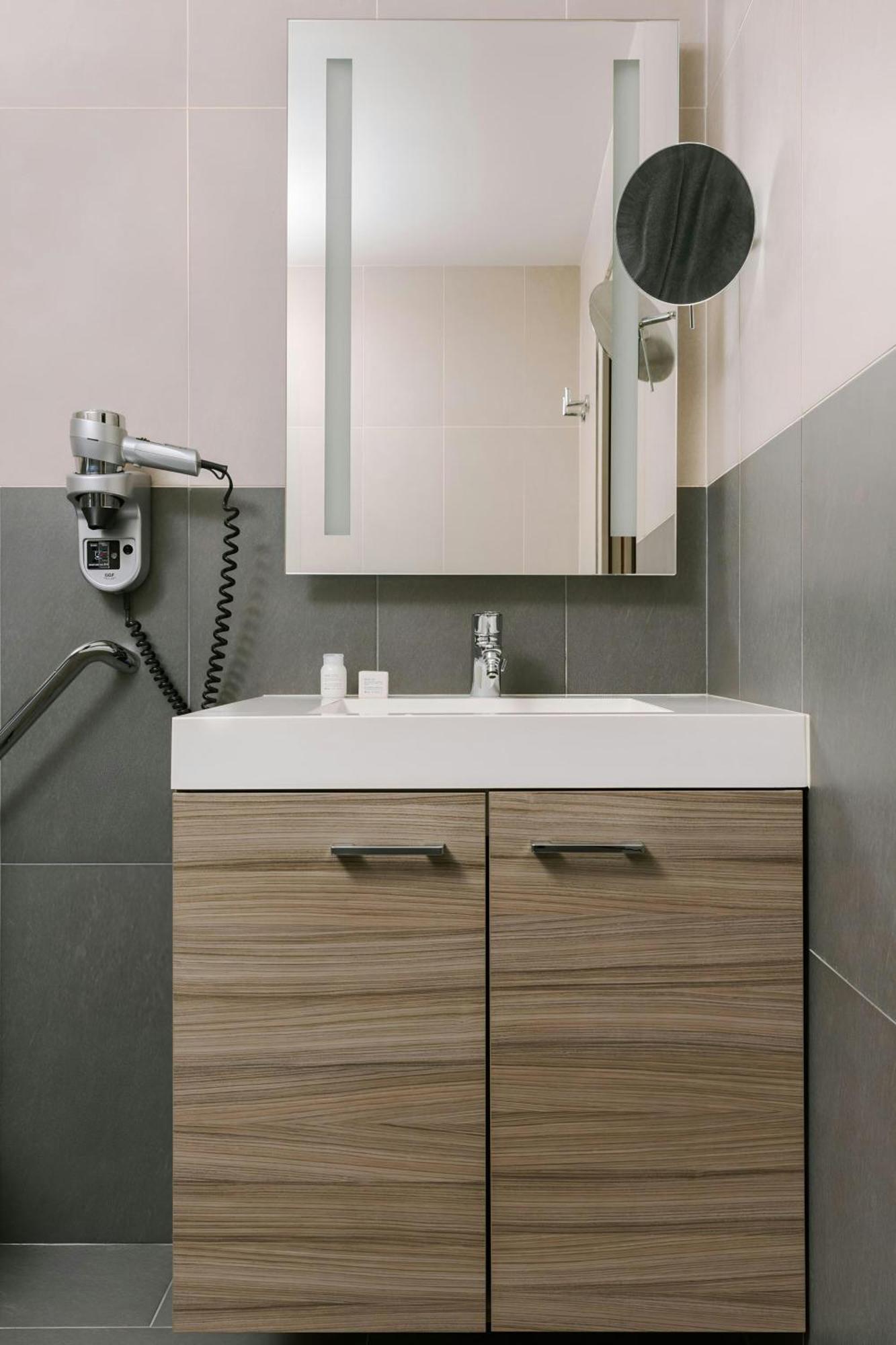 Le Frochot Pigalle, Sonder By Marriott Bonvoy Hotel Parigi