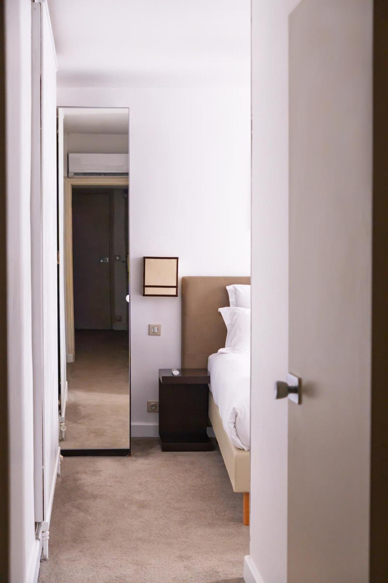 Hotel Frochot Montmartre 3*