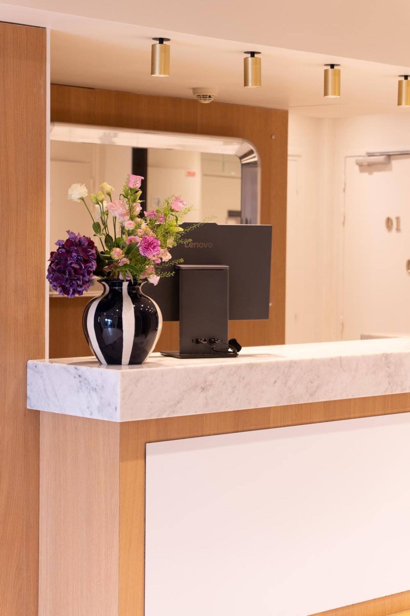 Hotel Frochot Montmartre