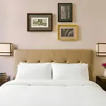 Le Frochot Hotel Pigalle, Sonder By Marriott Bonvoy